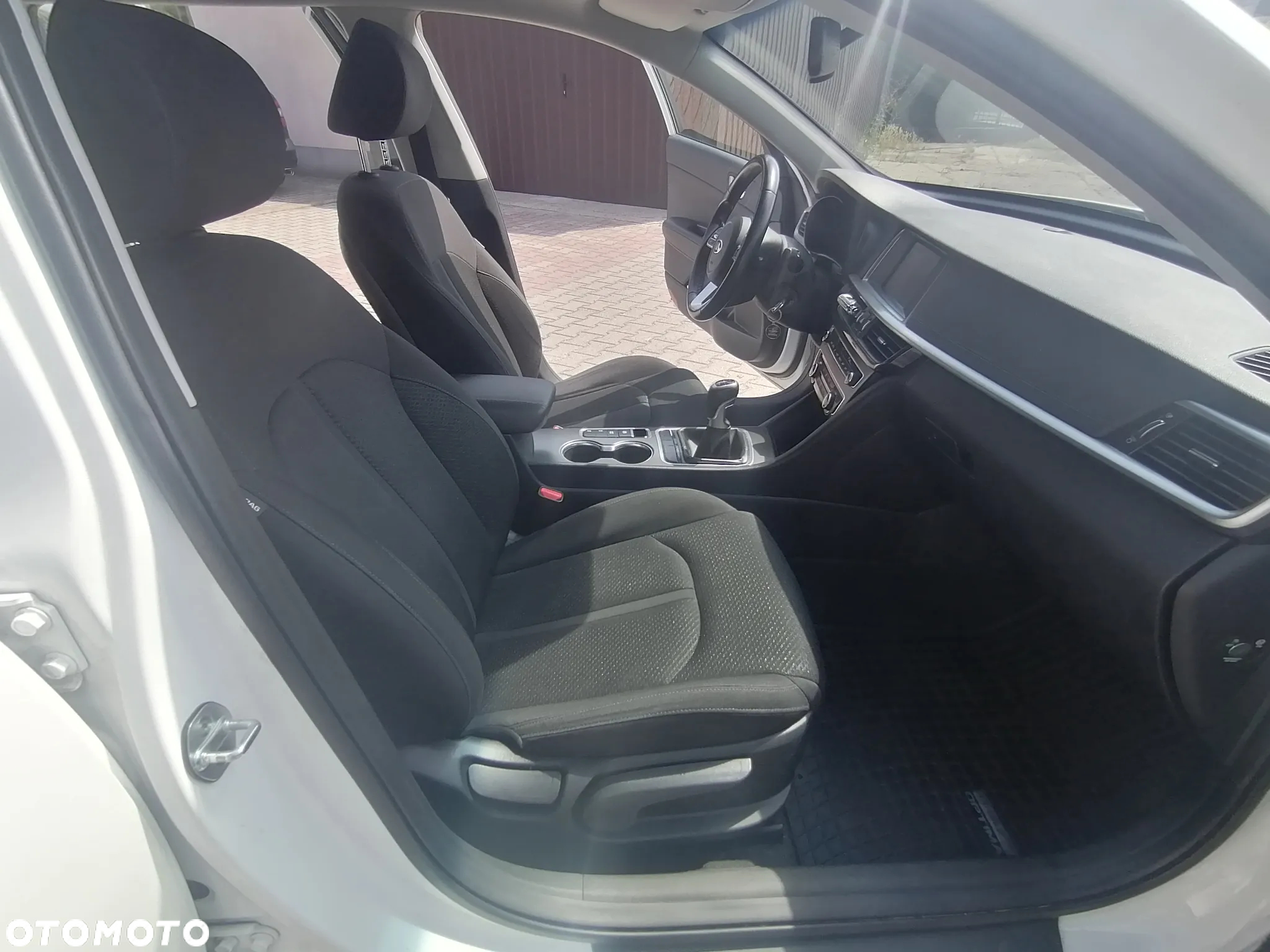 Kia Optima 1.6 CRDI SCR L - 24