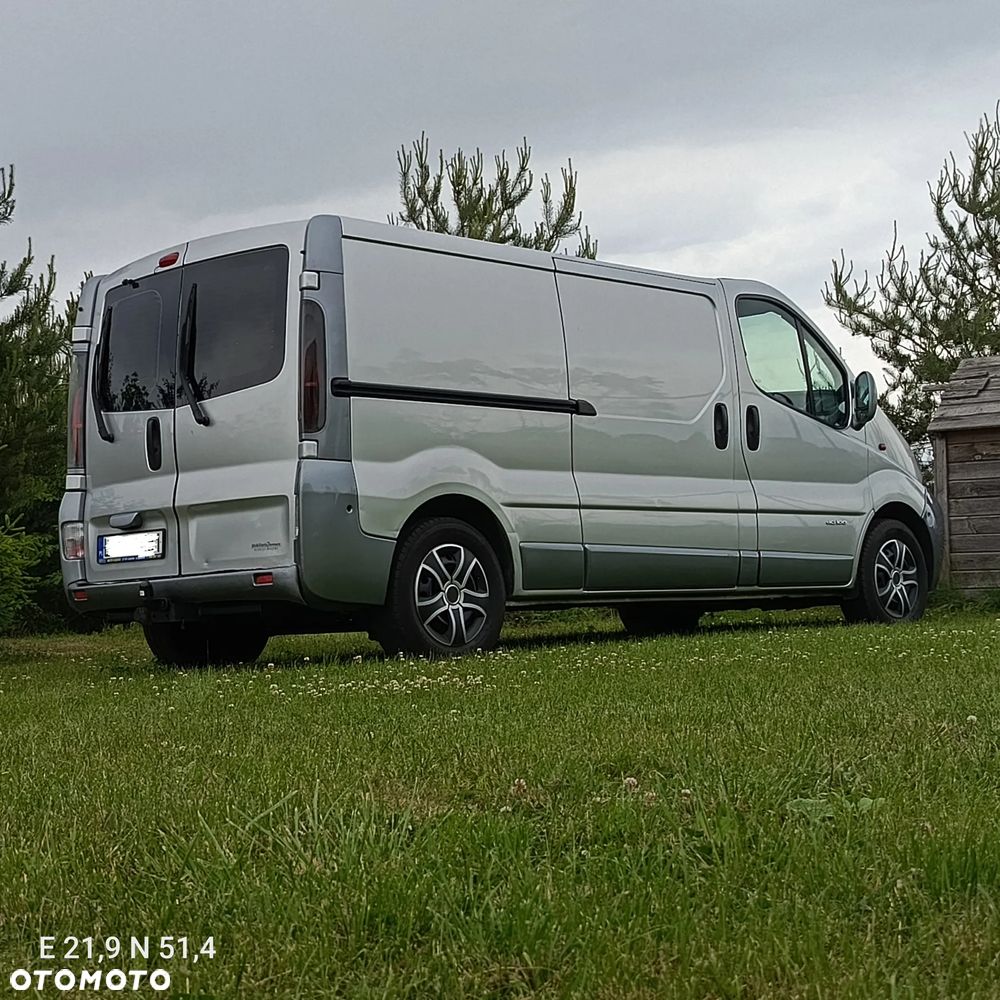 Renault Trafic - 2