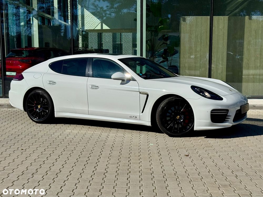 Porsche Panamera GTS - 1