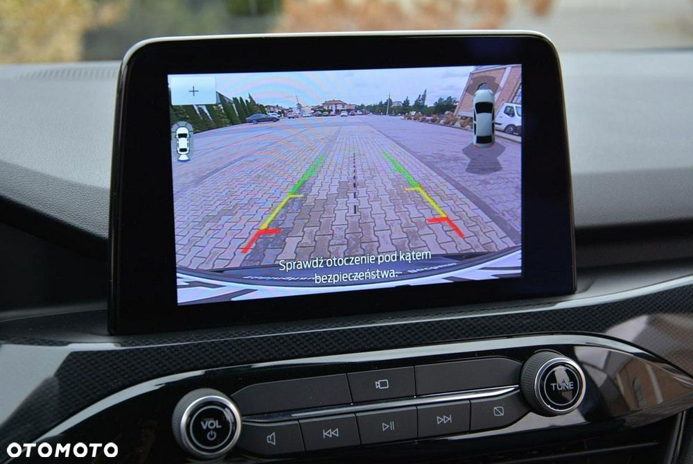 Ford Kuga 2.5 Duratec PHEV ST-LINE X - 29