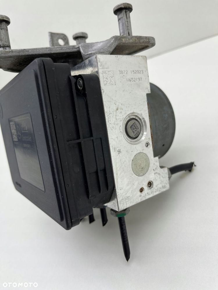 MERCEDES W205 POMPA HAMULCOWA ABS A2539011400 - 5