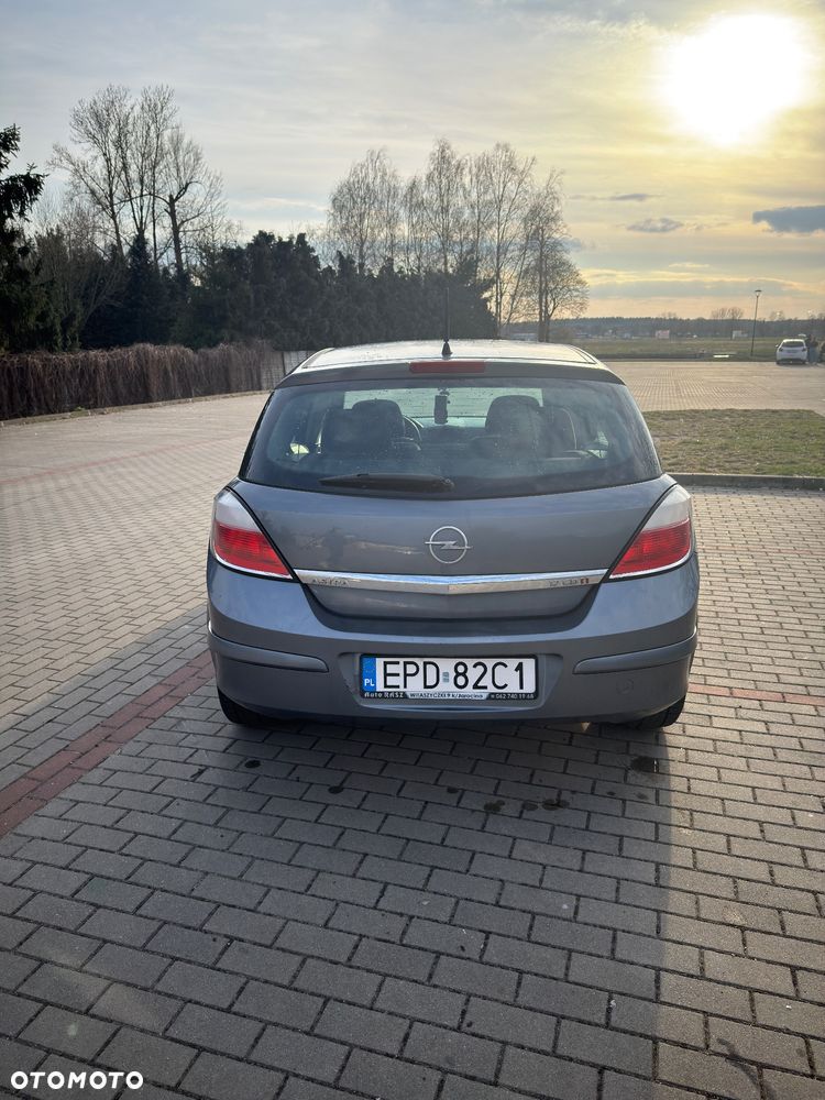 Opel Astra 1.7 CDTI Cosmo - 7