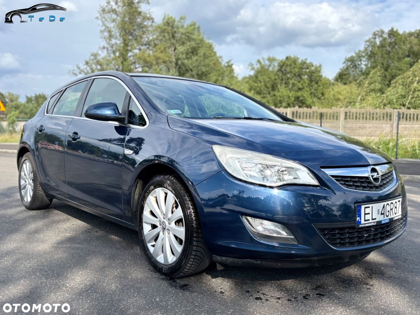 Opel Astra IV 1.6 Cosmo EU6 - 2
