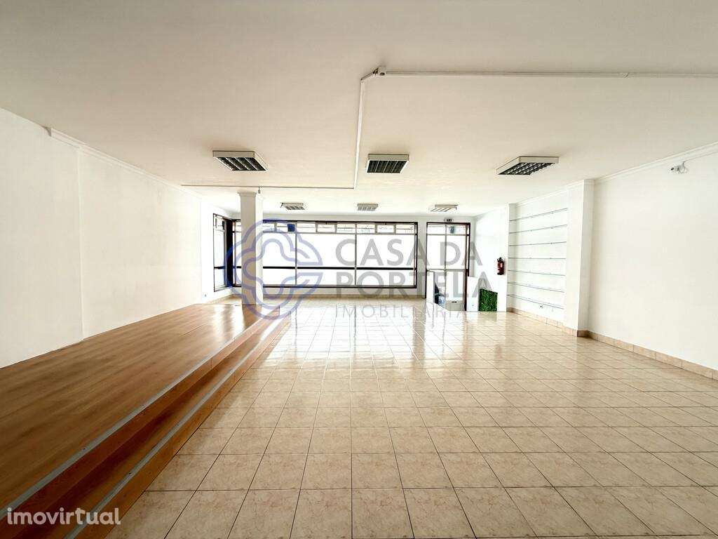 Loja em Ermesinde, Valongo - Grande imagem: 2/14