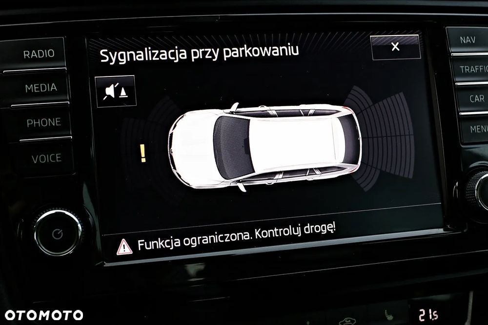 Skoda Octavia 2.0 TDI DSG RS - 28