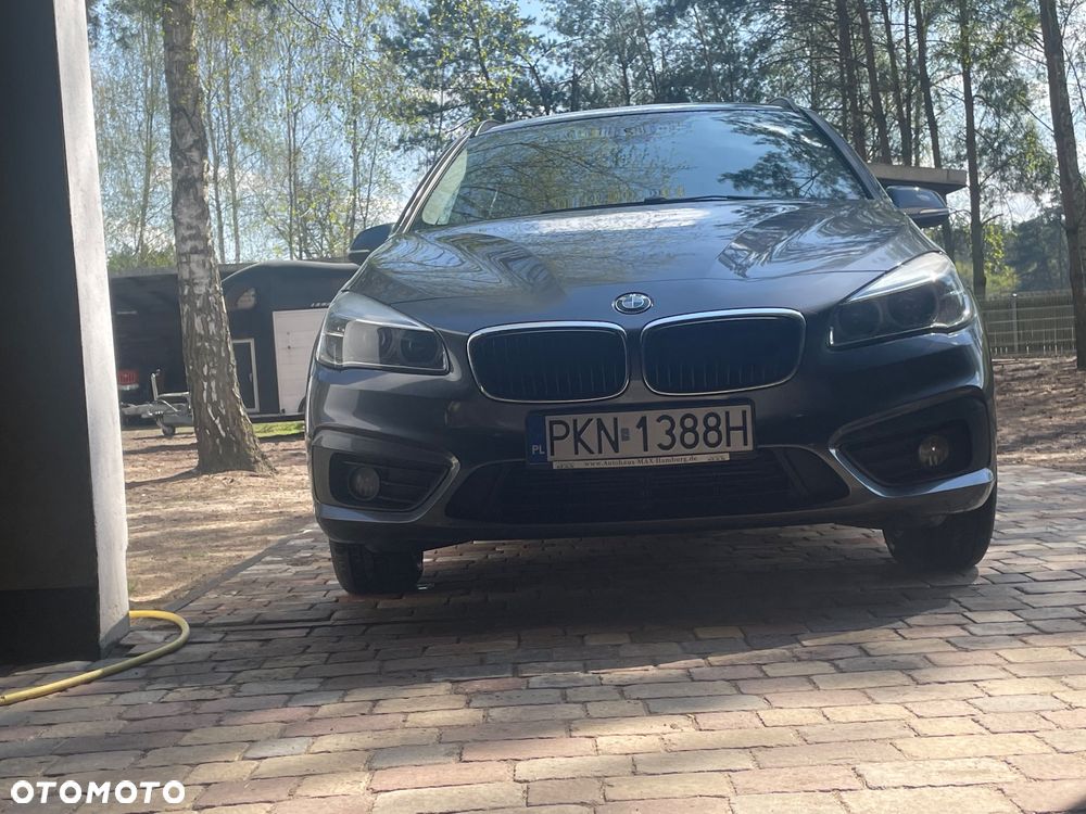 BMW Seria 2 218d GT - 2