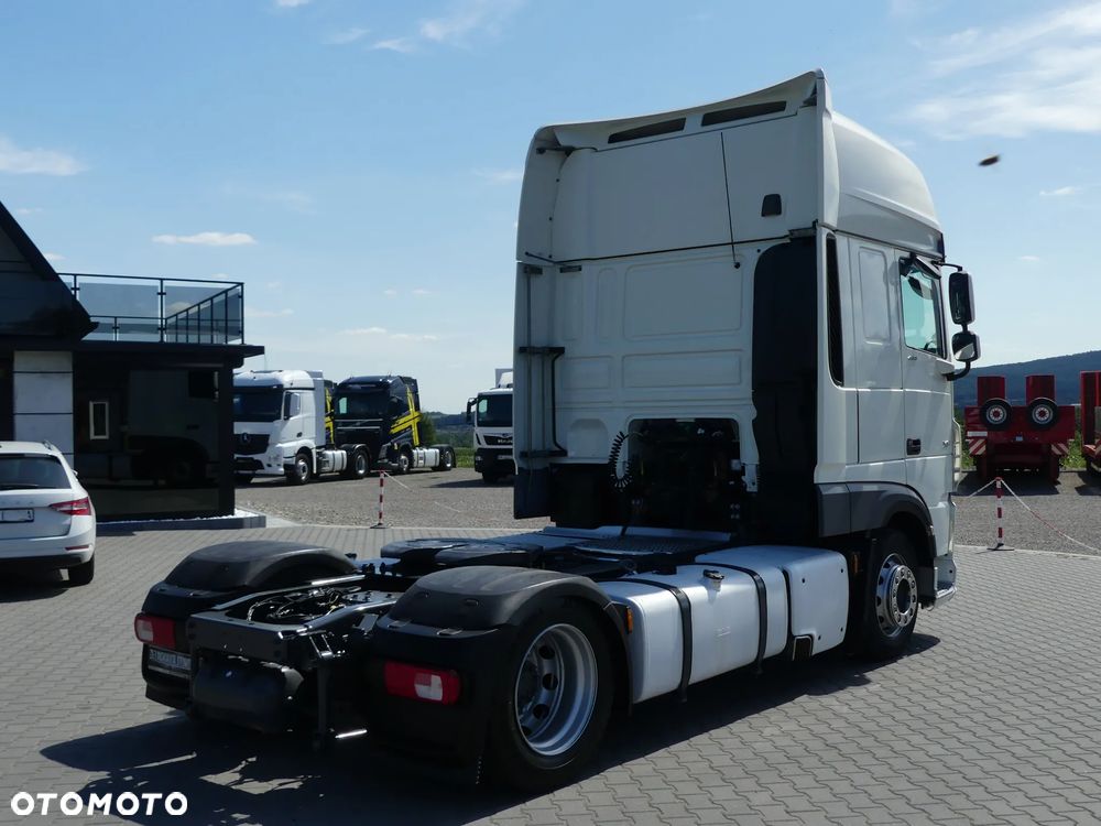 DAF XF 106.480 / LOW DECK / SUPER SPACE CAB / NOWE OPONY TYŁ / - 7