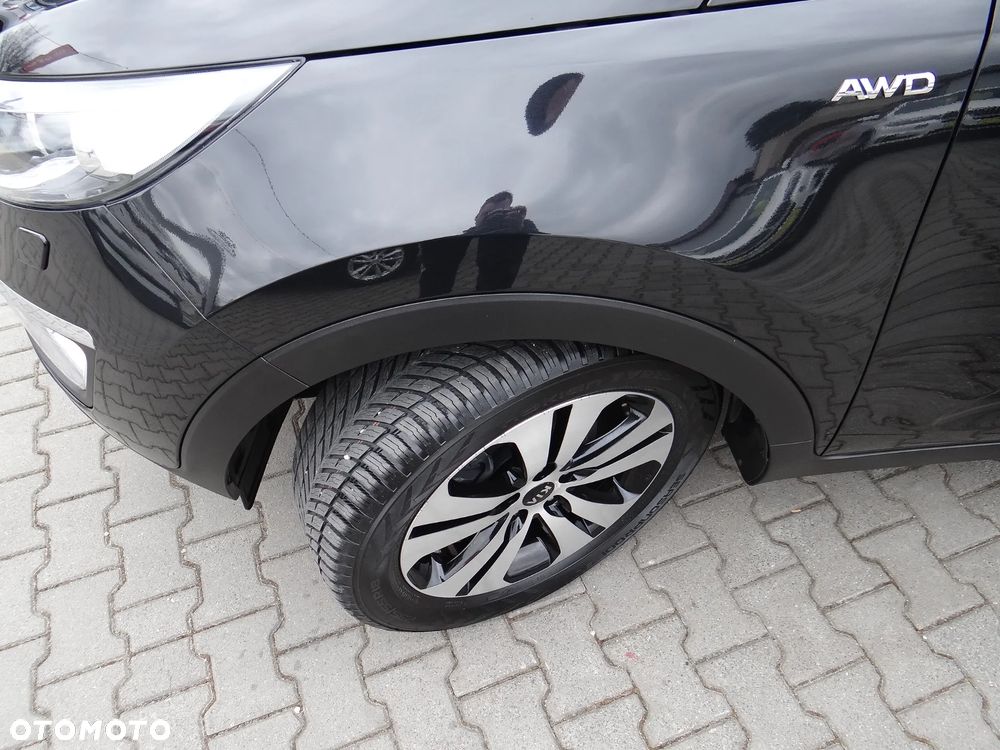 Kia Sportage 2.0 CRDI 4WD Automatik Dream-Team Edition - 8