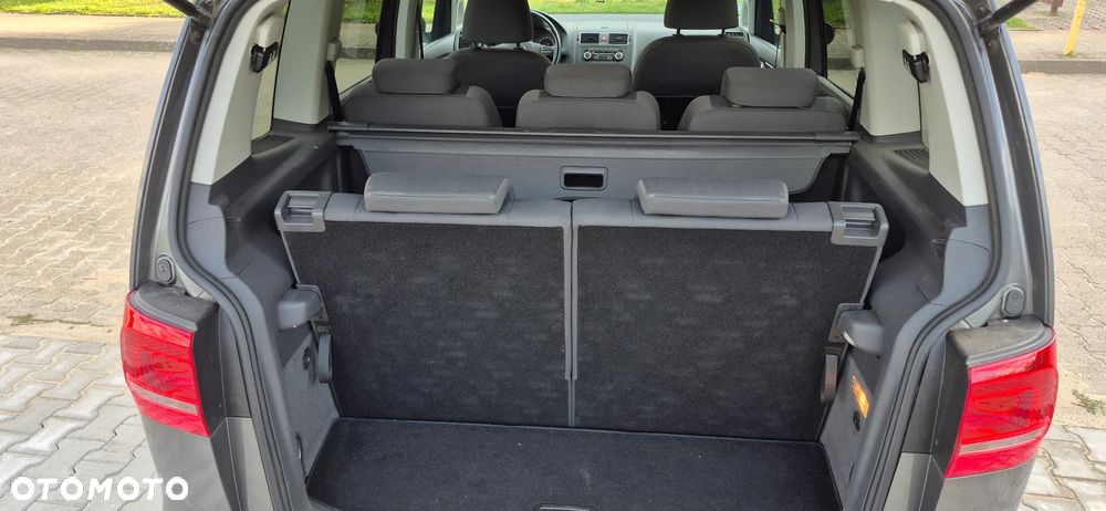 Volkswagen Touran 2.0 TDI DPF Highline Perfectline DSG - 24