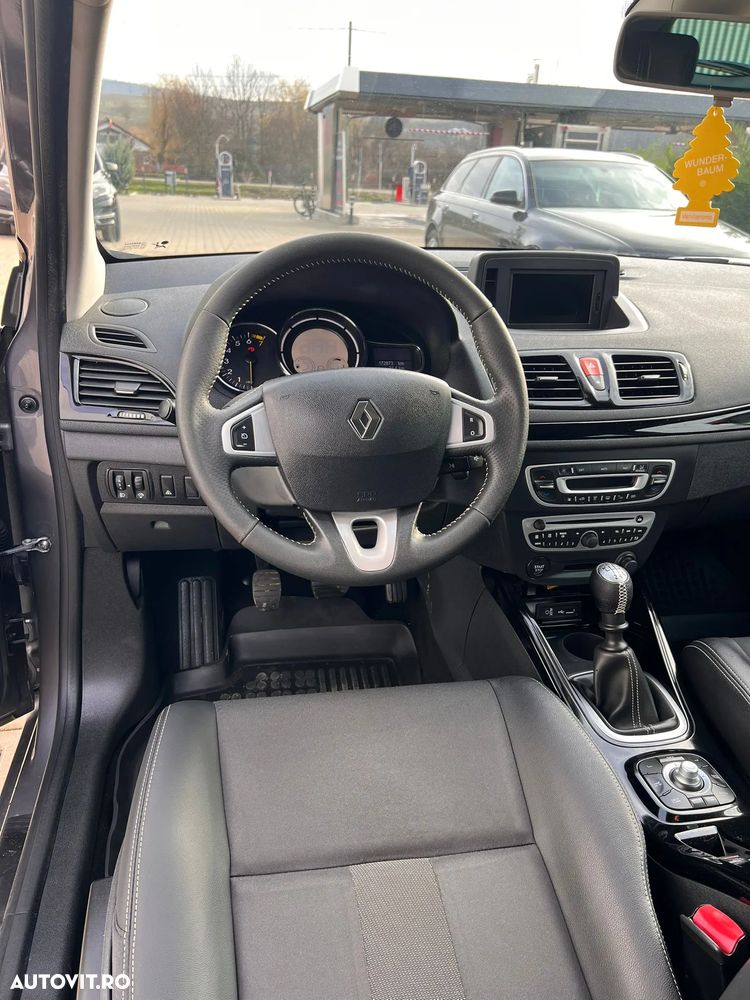 Renault Megane TCe 130 BOSE Edition - 9