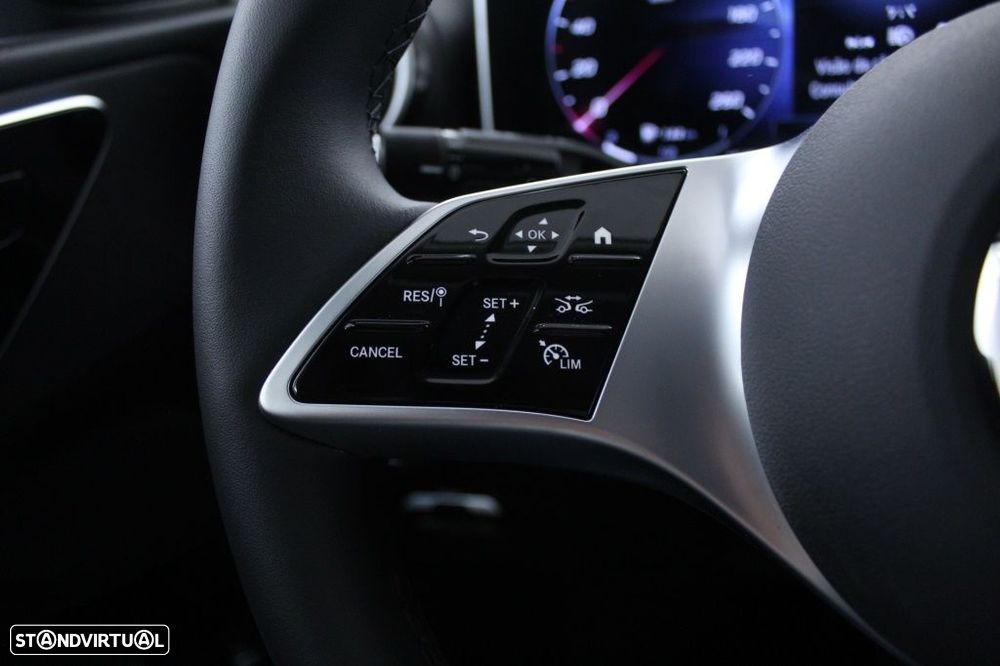 Mercedes-Benz C 300 de Avantgarde - 23