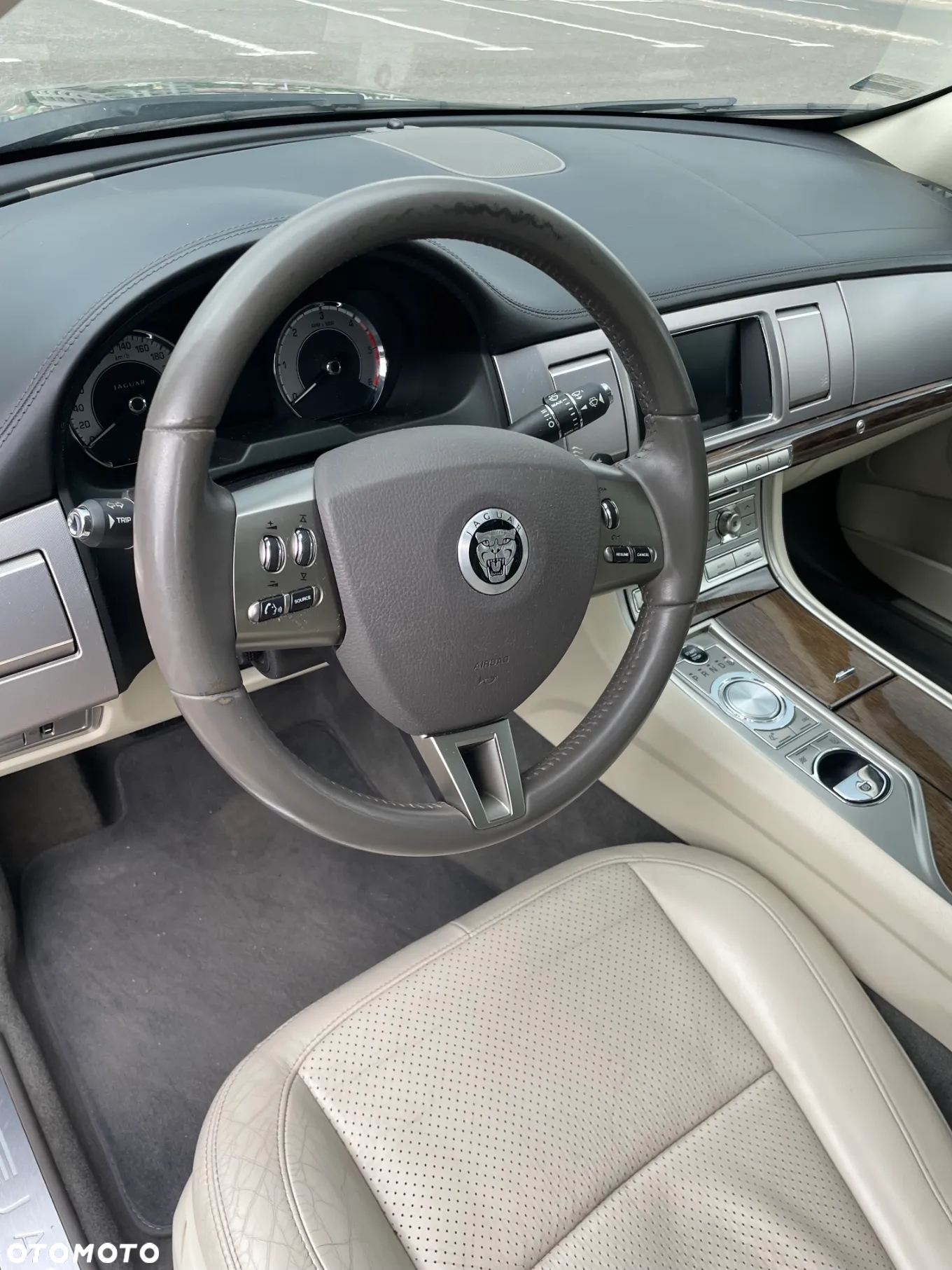 Jaguar XF 3.0 V6 D Portfolio - 8