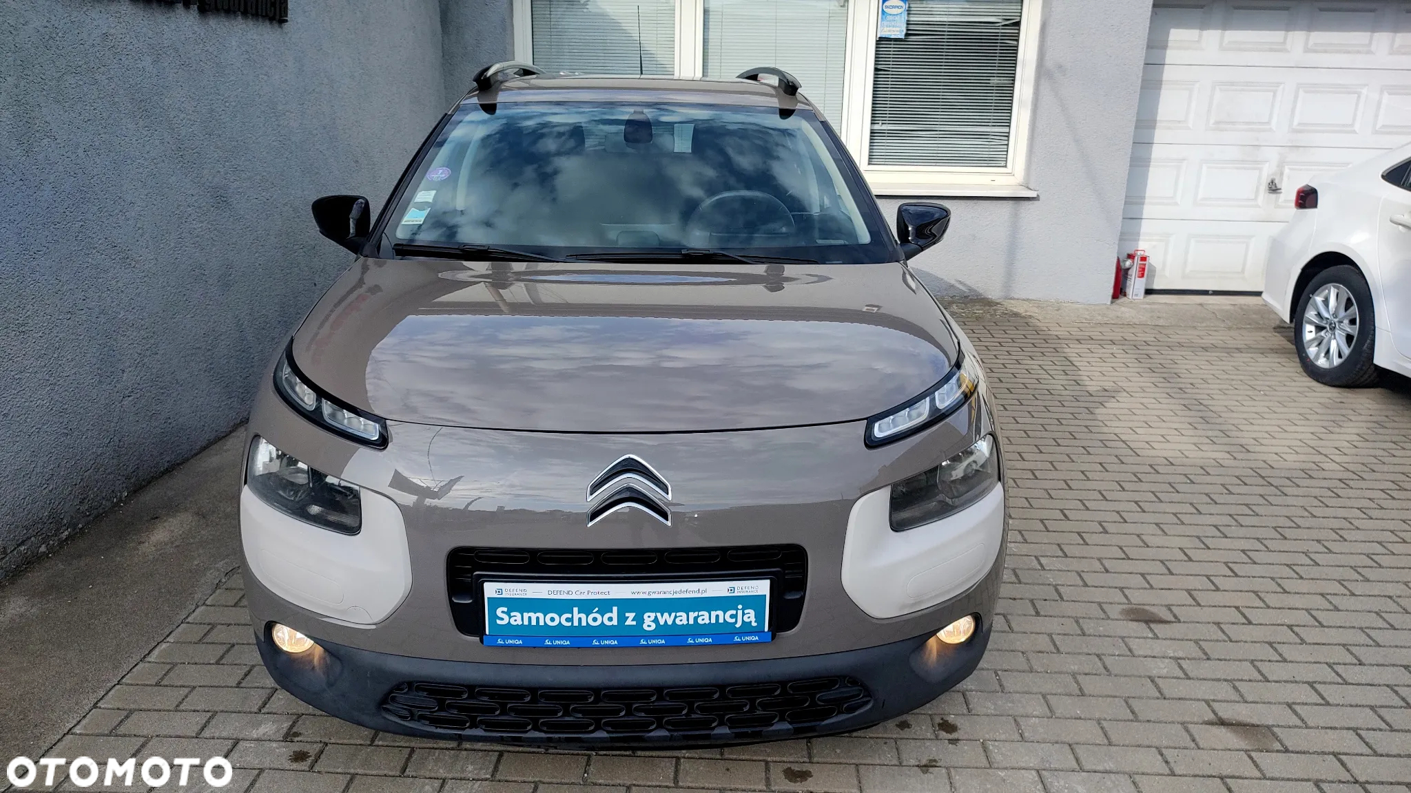 Citroën C4 Cactus 1.2 PureTech Shine - 4