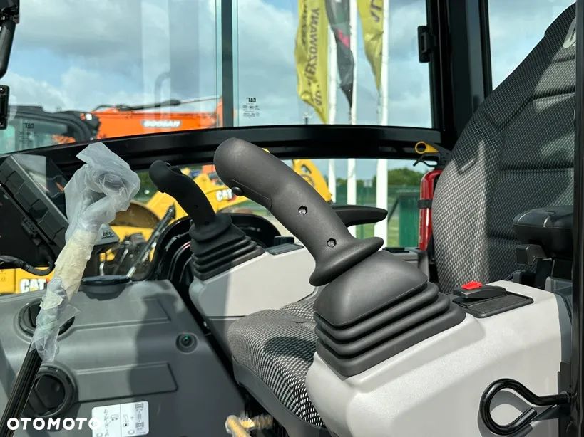 Caterpillar 302.7 CR FABRYCZNIE NOWA ! - 24