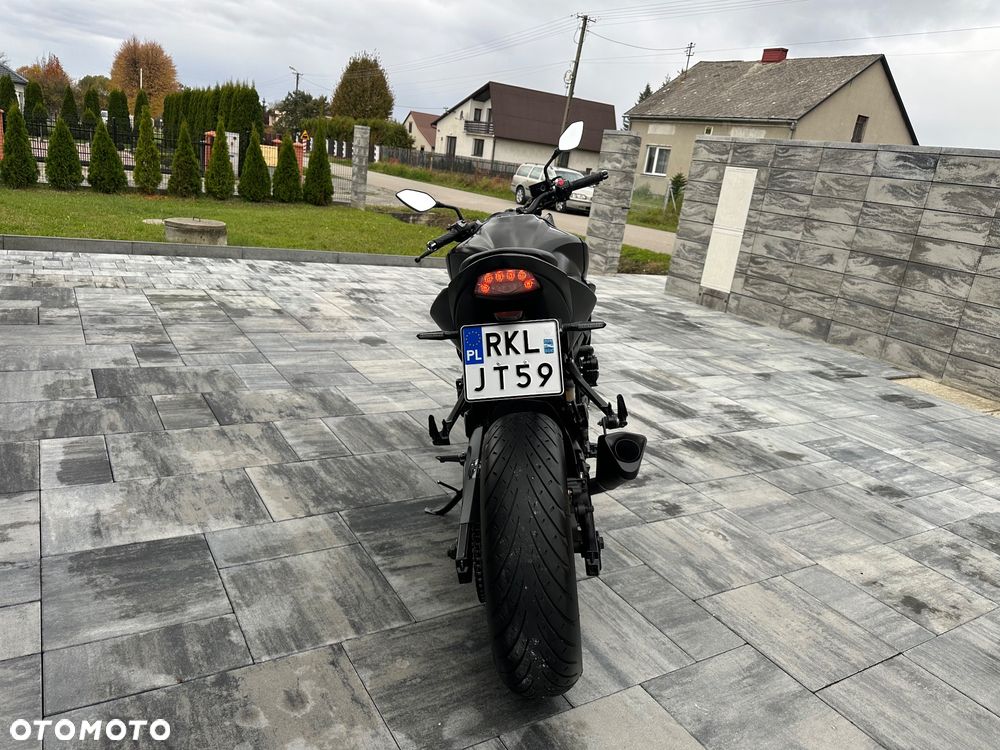 Suzuki GSX - 8
