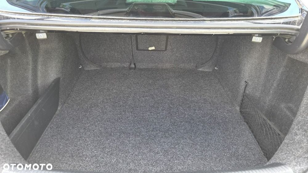 Volkswagen Jetta - 20