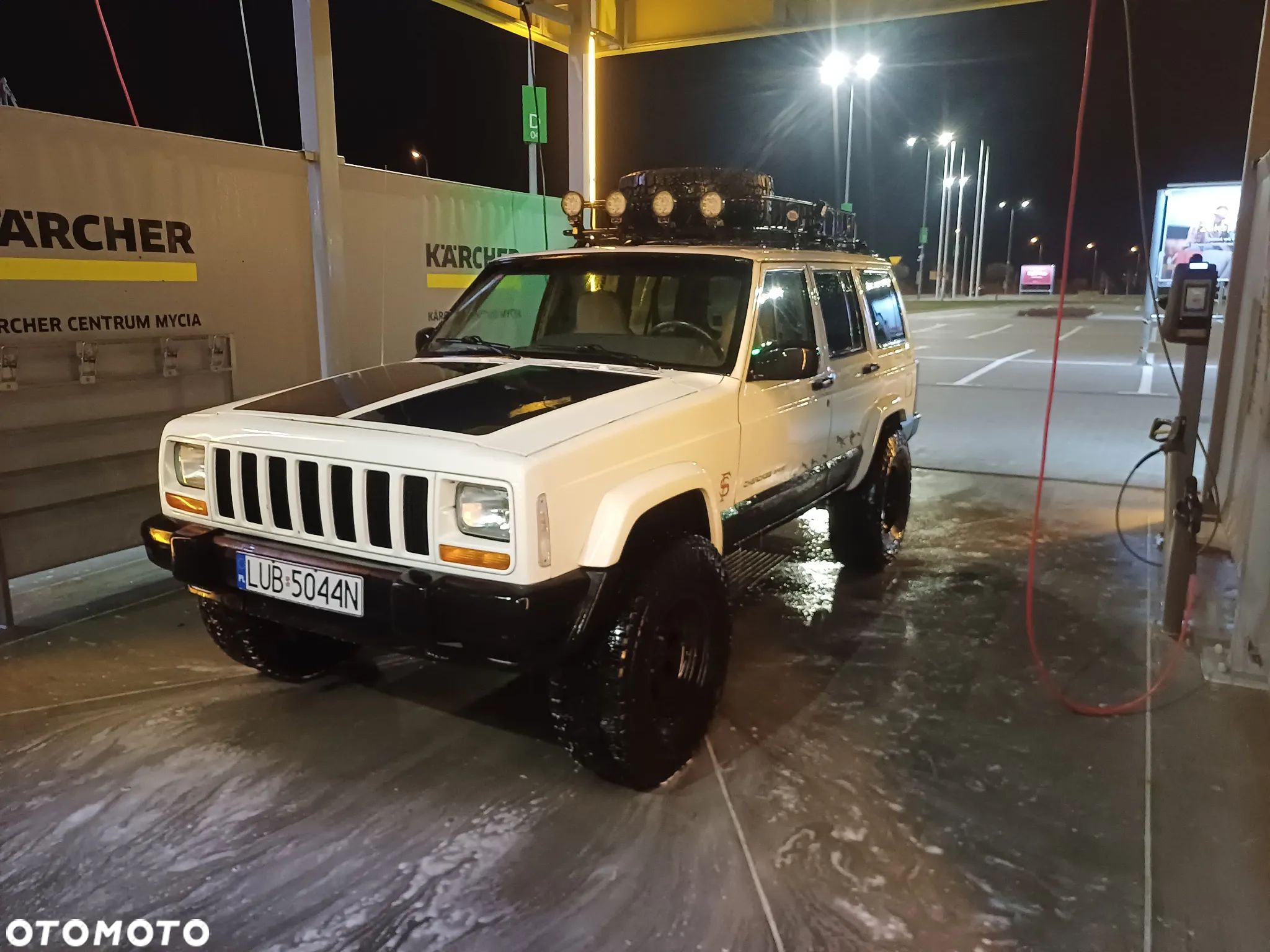 Jeep Cherokee 4.0 - 1