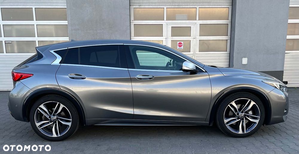 Infiniti Q30 2.2d Sport Tech AWD 7DCT - 7