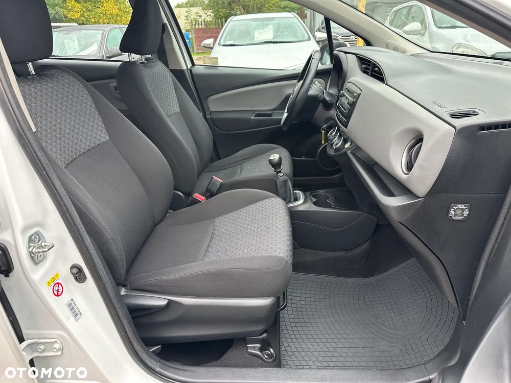Toyota Yaris - 20