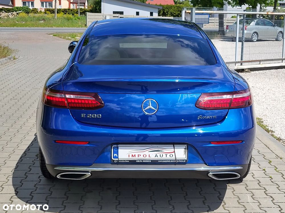 Mercedes-Benz Klasa E 200 Coupe 4-Matic 9G-TRONIC - 3