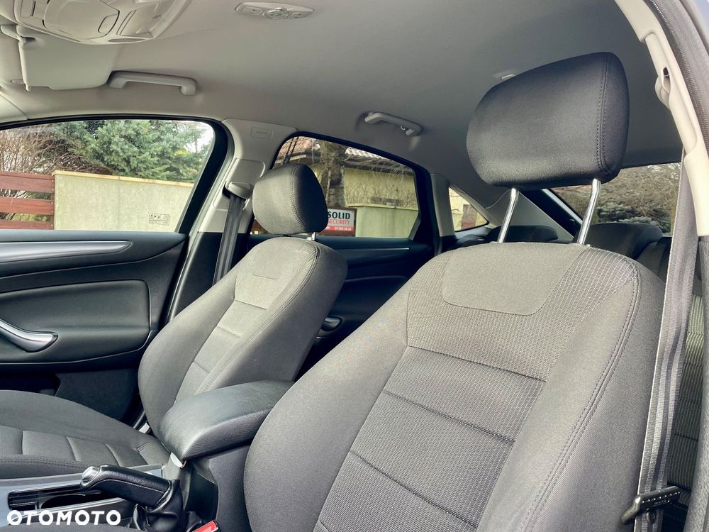 Ford Mondeo 2.0 TDCi Titanium - 25