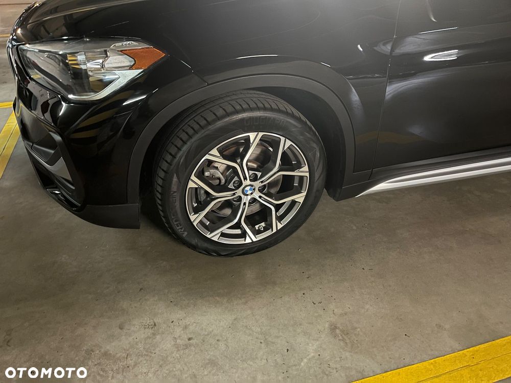 BMW X1 xDrive25i Sport Line - 4