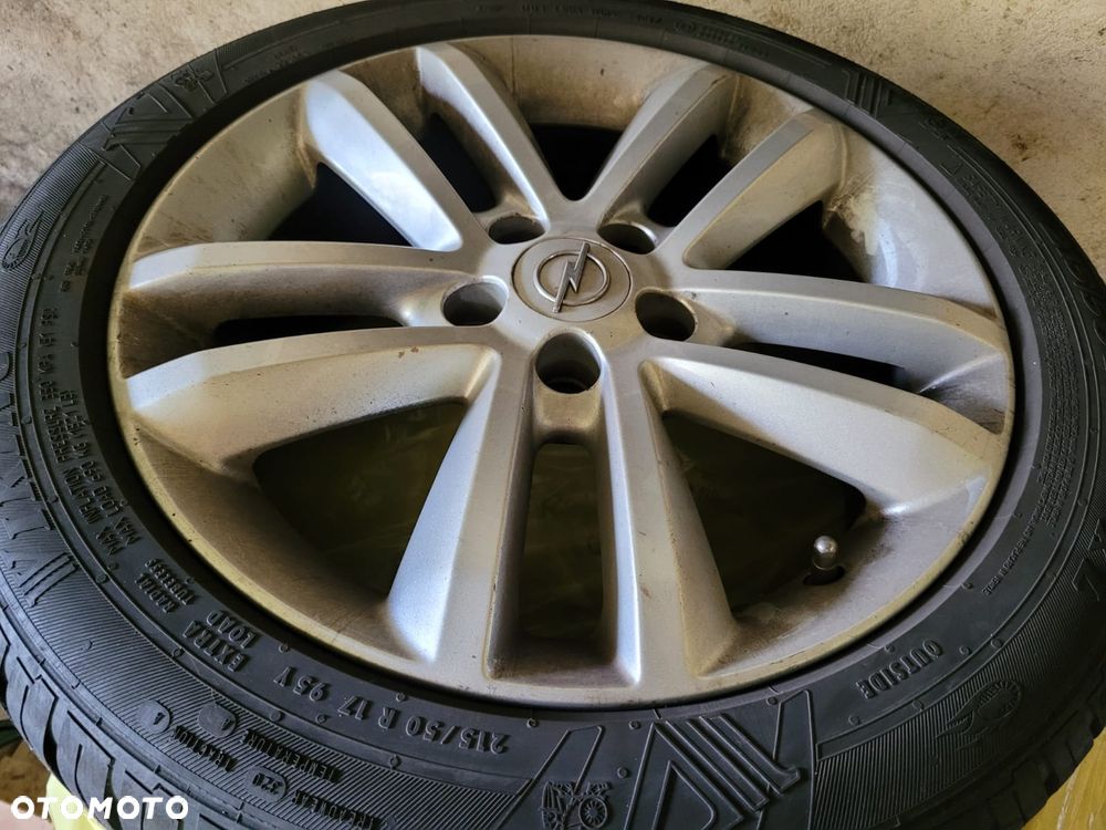 Opel Vectra GTS 1.9 CDTI - 10