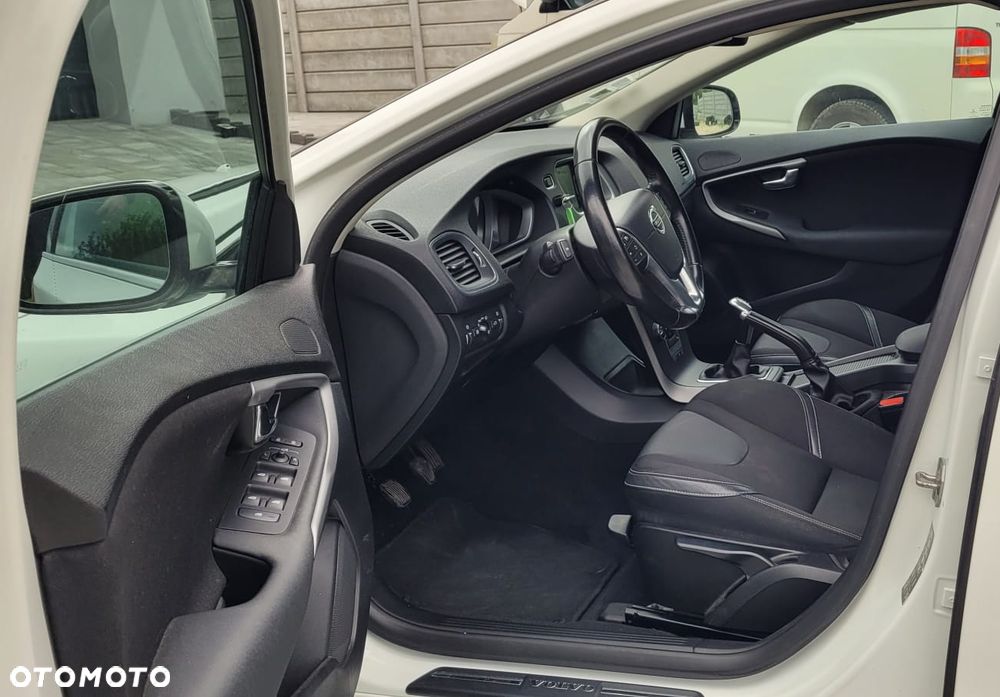 Volvo V40 - 19