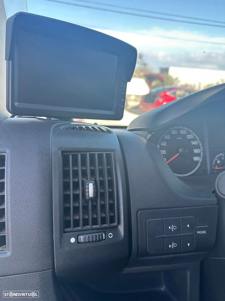 Rapido Serie 6F 691 cama central - 24