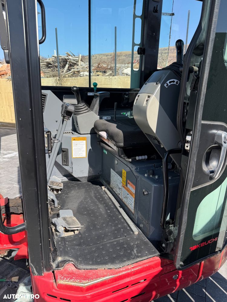 Takeuchi TB23R - 8