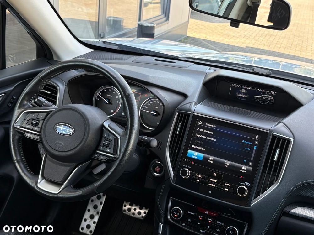 Subaru Forester 2.0 i Exclusive Lineartronic - 17