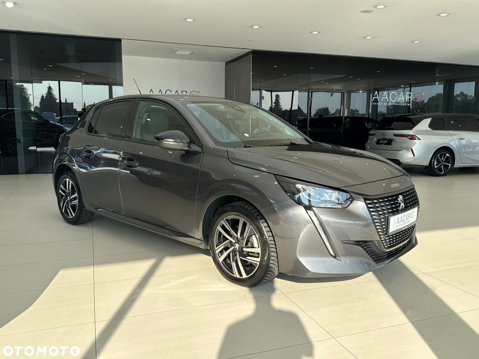 Peugeot 208 1.2 PureTech Allure S&S EAT8 - 6