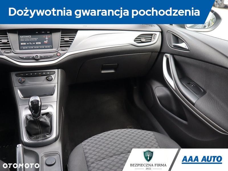 Opel Astra - 9