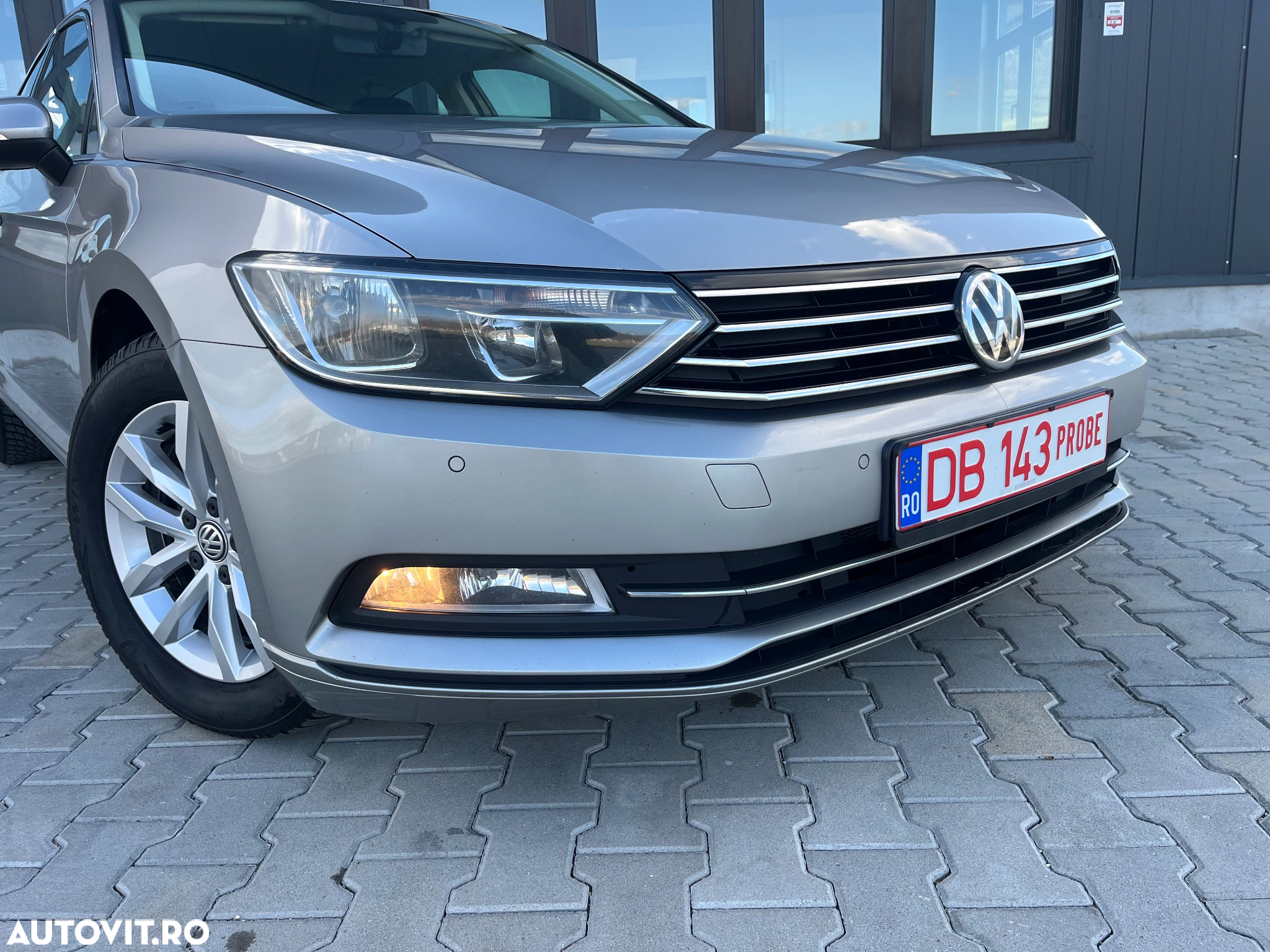 Volkswagen Passat 1.6 TDI (BlueMotion Technology) DSG Comfortline - 18