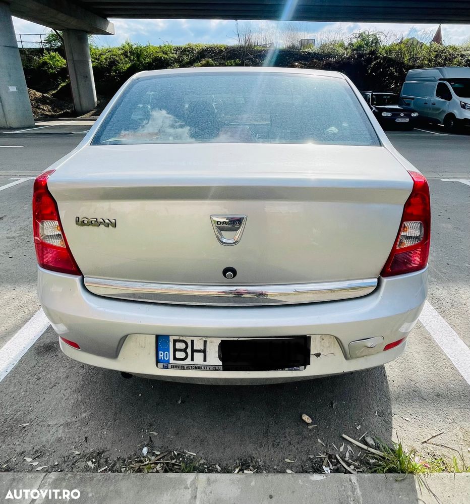 Dacia Logan 1.2 - 5