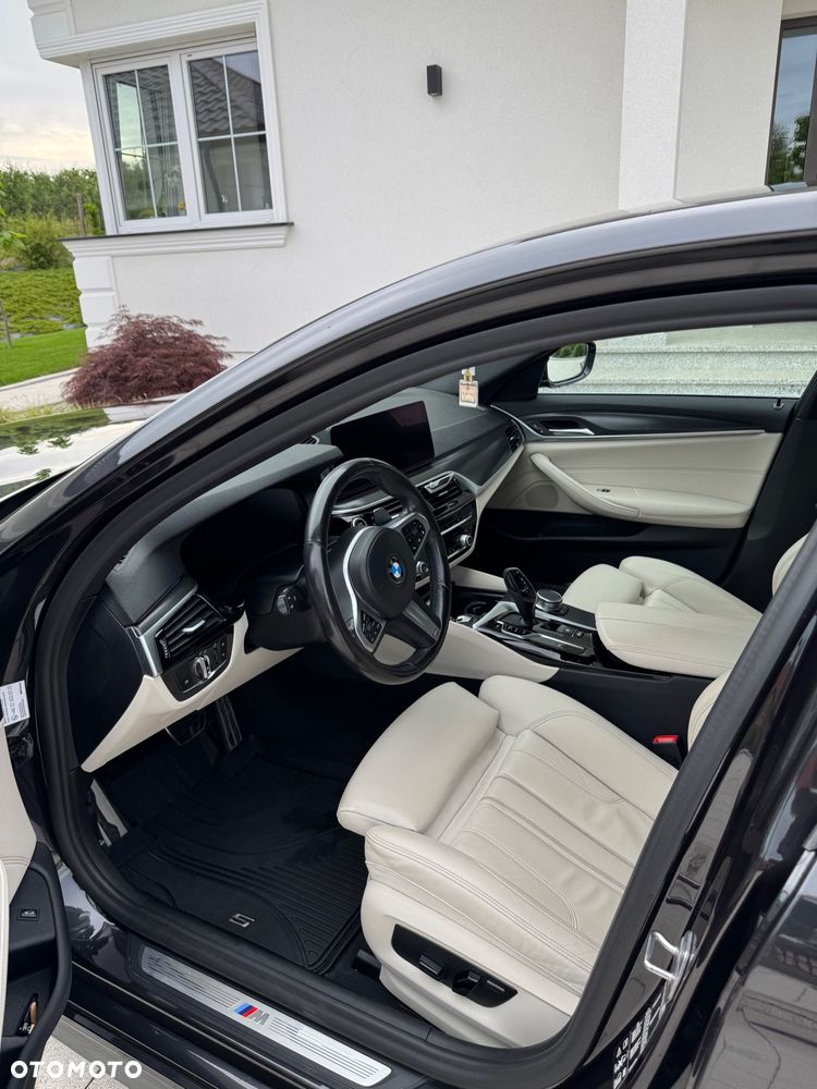 BMW Seria 5 520d xDrive M Sport sport - 3