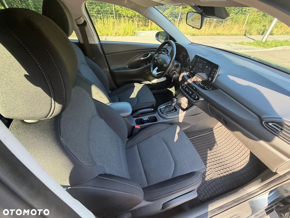 Hyundai i30 1.5 T-GDI 48V Comfort DCT - 31