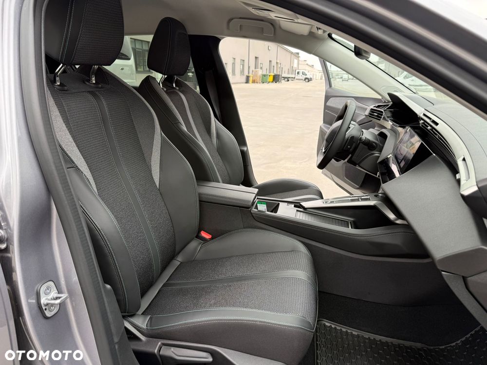 Peugeot 308 1.2 PureTech Allure Pack S&S EAT8 - 17