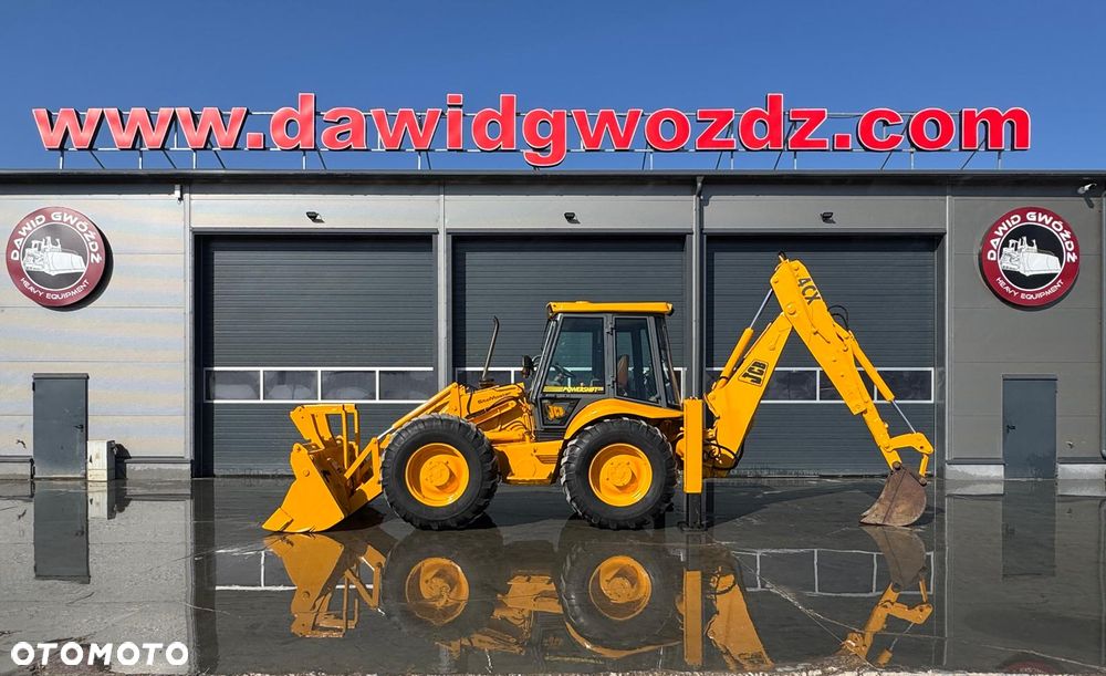 JCB 4CX - 4