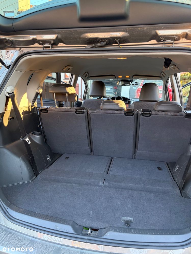 Toyota Verso 1.8 Premium 7os - 4