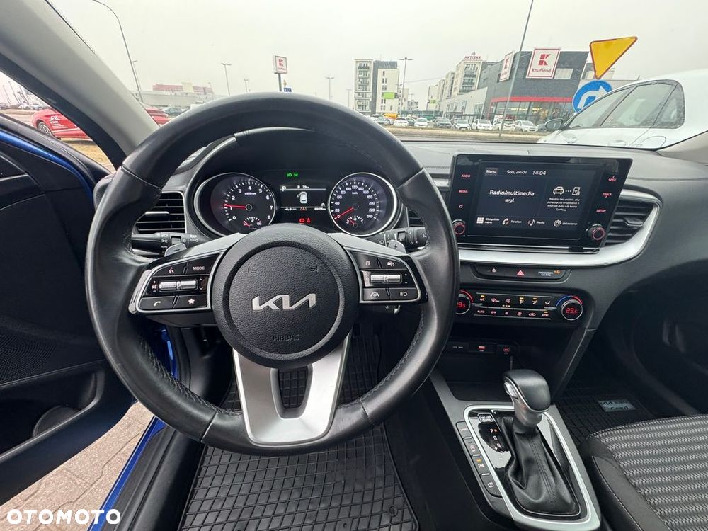 Kia Ceed 1.5 T-GDI M DCT - 17