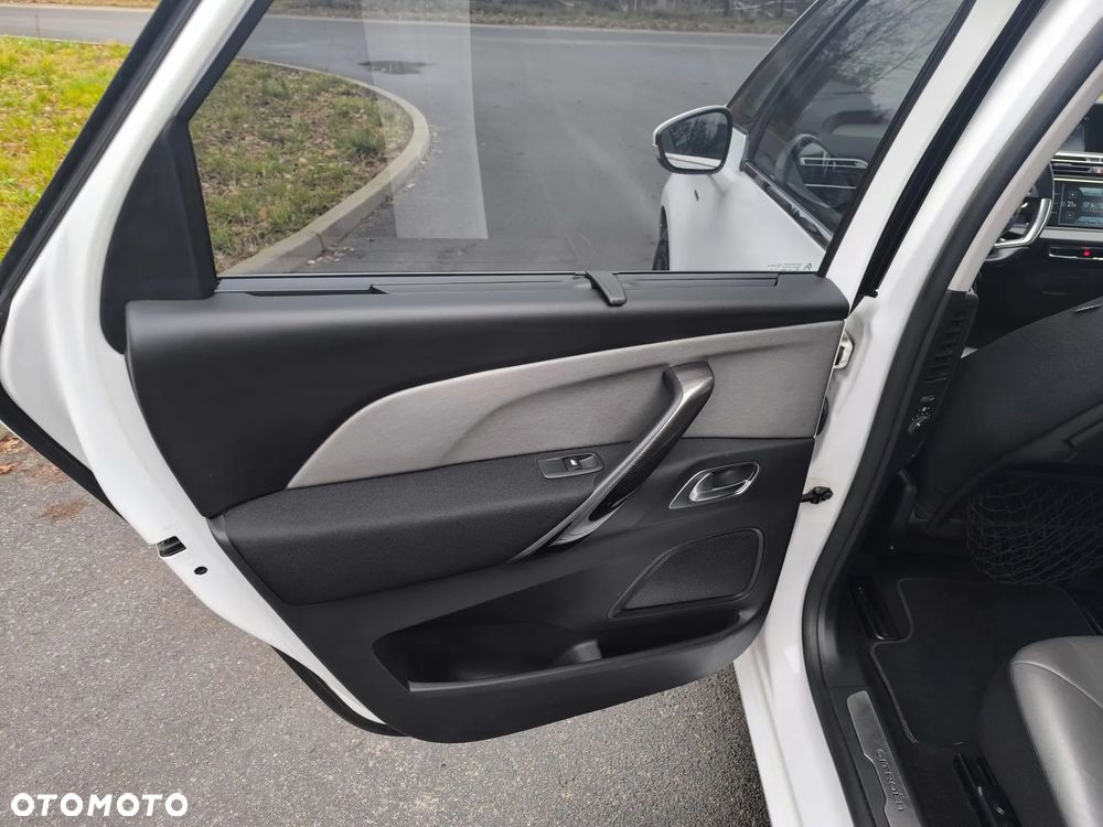 Citroën C4 Picasso BlueHDi 150 Exclusive - 17