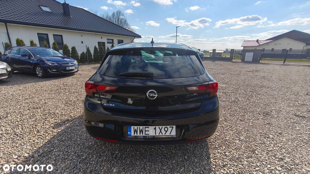 Opel Astra 1.4 Turbo 120 Jahre - 16