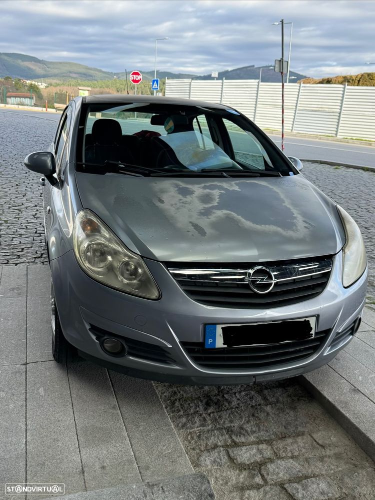 Opel Corsa 1.3 CDTI CMON - 1