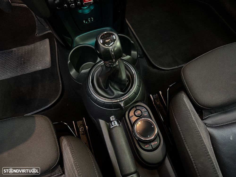 MINI 5 Portas Cooper Seven Chili - 21