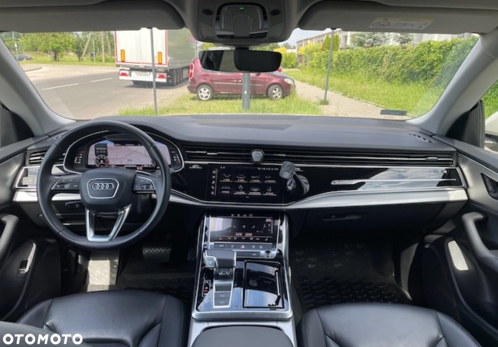 Audi Q8 - 8