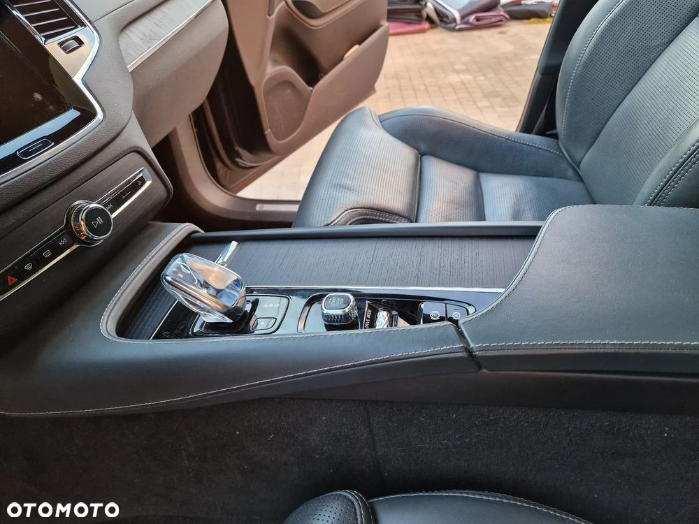 Volvo XC 90 B5 D AWD Inscription 7os - 16