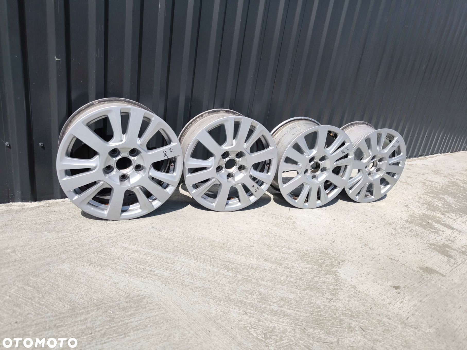 FELGA FELGI VW AUDI A3 A4 A6 ITP 7.0J R16 ET42 4F0601025CF *6F* - 2