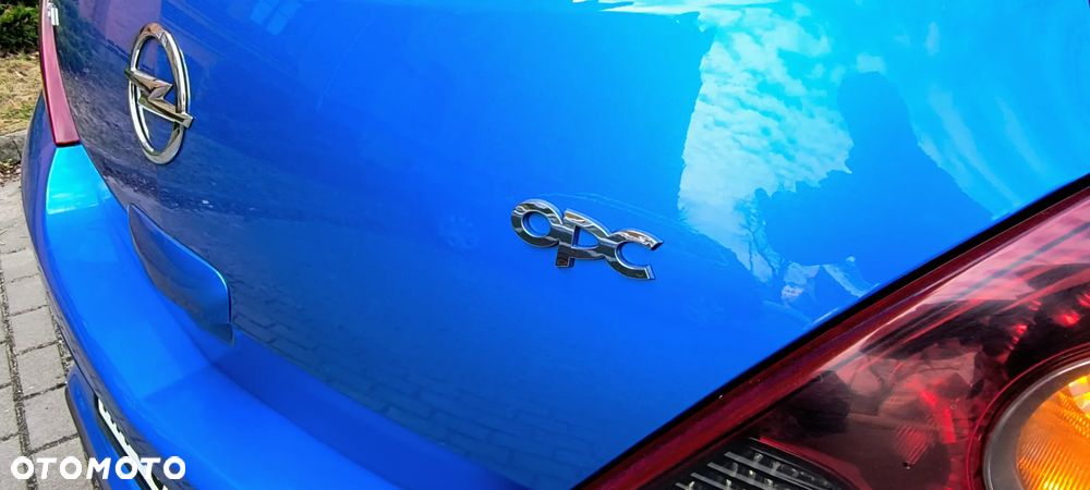 Opel Corsa 1.6 Turbo OPC - 18