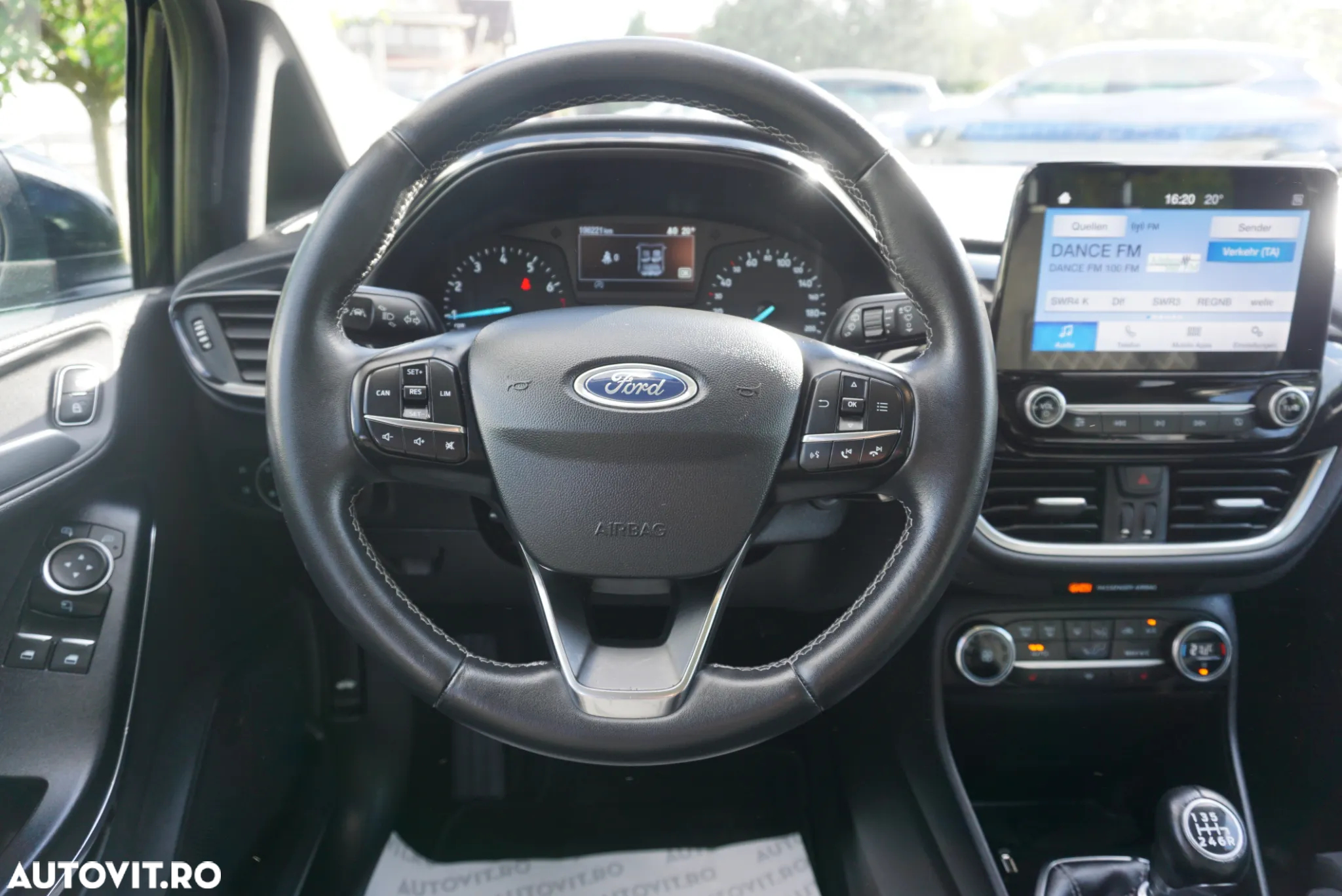 Ford Fiesta 1.0 EcoBoost Start-Stop ST-LINE - 15